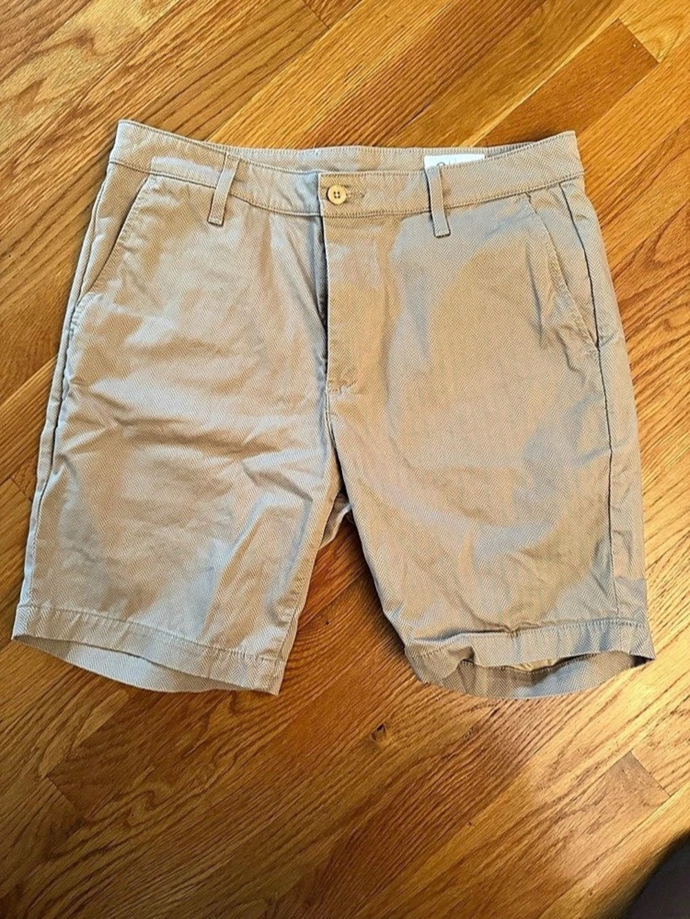AG Jeans Shorts in beige Waist 33